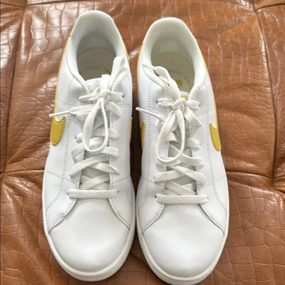 Nike Women's White and Yellow Sneakers - Picture 2 of 7